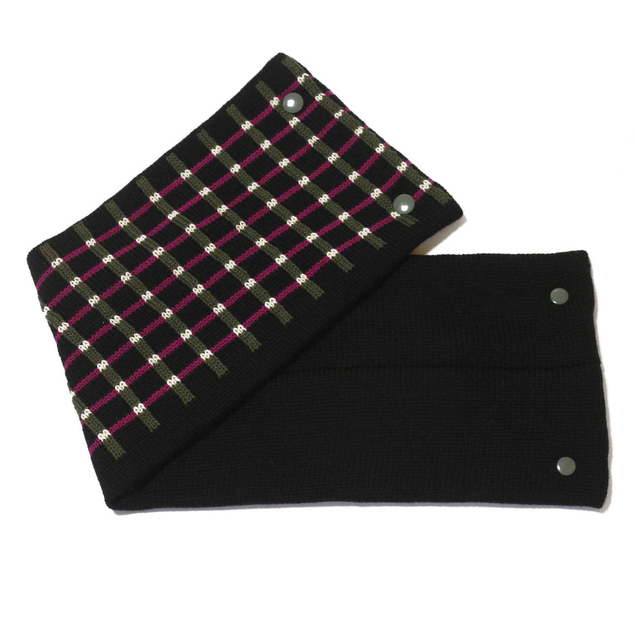 sciarpa con bottoni nero verde fuxia bianco